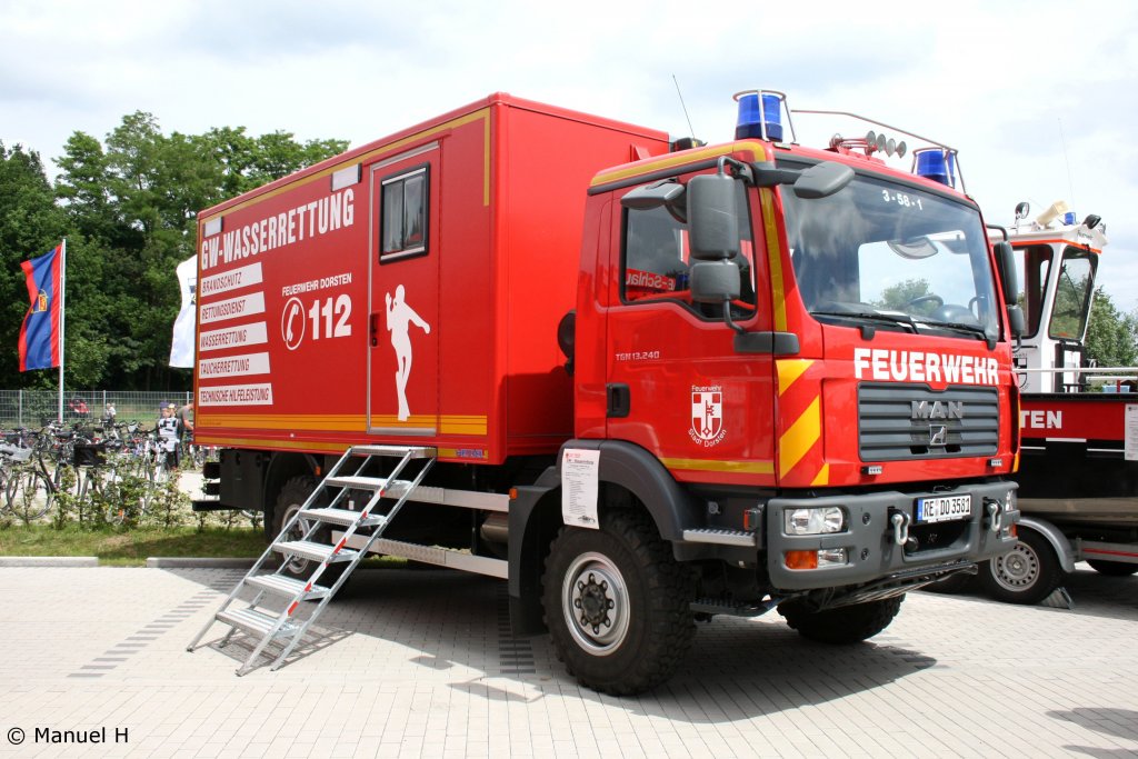Feuerwehr Dorsten 
3/58/1
RE DO 3581
GW wasserretung
MAN TGM 13.240
Aufgenommen bei Tag der Offenen T�r der Feuerwehr Dorsten, 13.6.2010.

