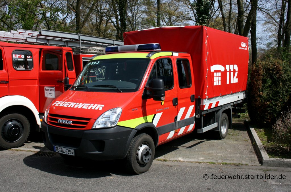 Feuerwehr Gladbeck
LZ Rentford
Florian Gladbeck 4/59/2
RE GL 6354
GW Technik/Sicherheit
IVECO 69C15
Aufgenommen bei Tag der Offenen T�r der Feuerwehr Gladbeck Rentfort,24.4.2010 
