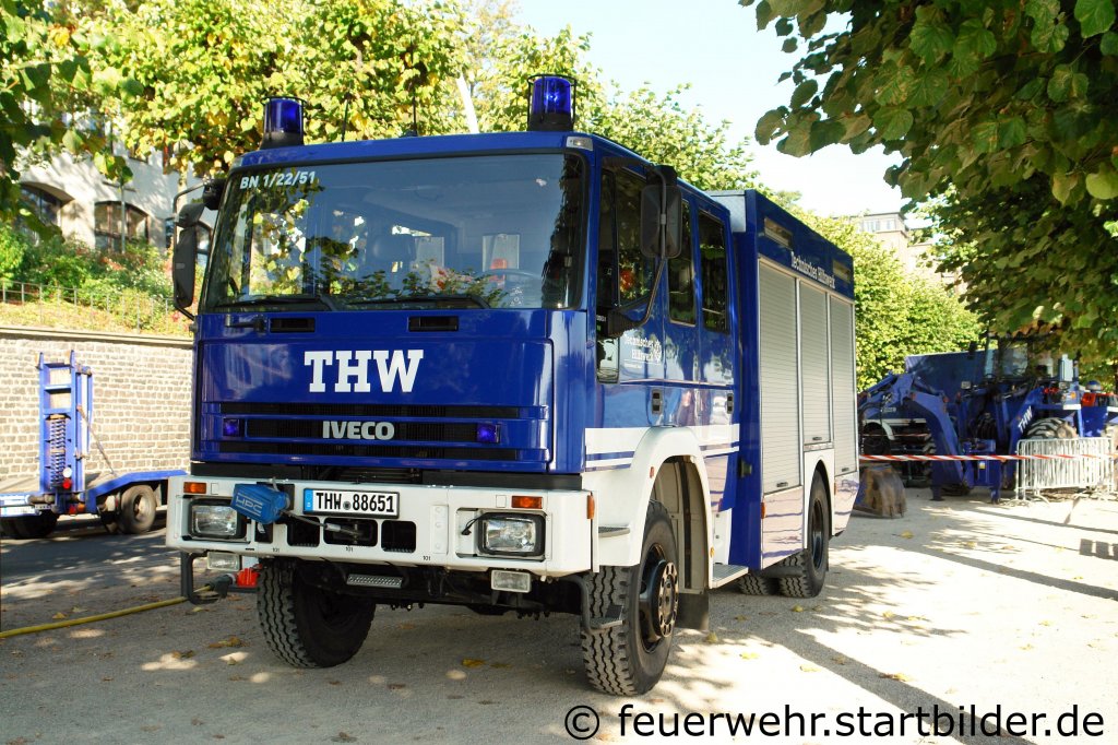 Heros Bonn 1/22/51.
Dieser Ger�tewagen I (GKW I) geh�rt zur Bergungsgruppe des THW OV Bonn.
Aufgenommen beim NRW Tag 2011 in Bonn.