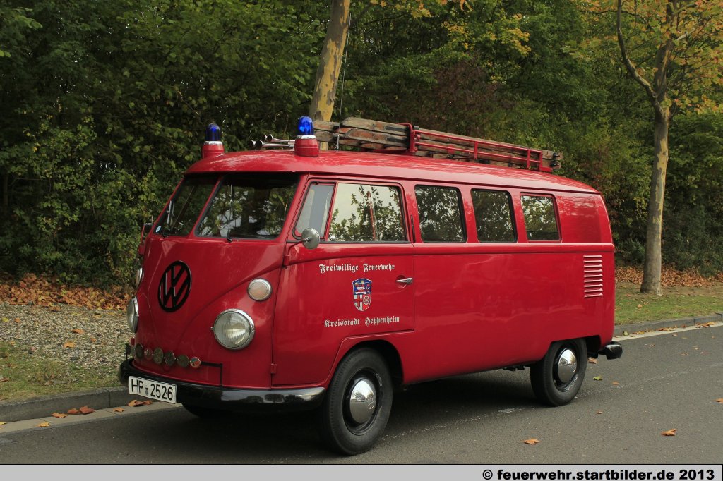Historischer MTW der Feuerwehr Heppenheim.
Aufgenommen beim Jubil�um 50 Jahre LFV-Rheinland-Pfalz in Mainz,6.10.2012.

