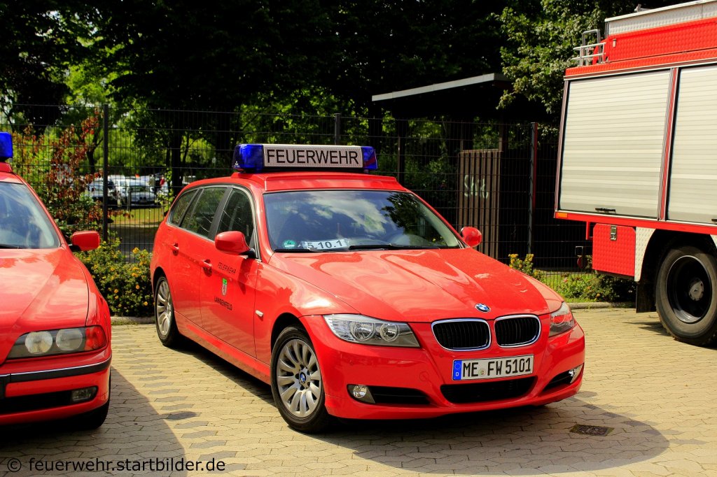 Kdow (5/10/1) von der Feuerwehr Langenfeld.
Aufgenommen beim Tdot der Feuerwehr Langenfeld,30.6.2012.