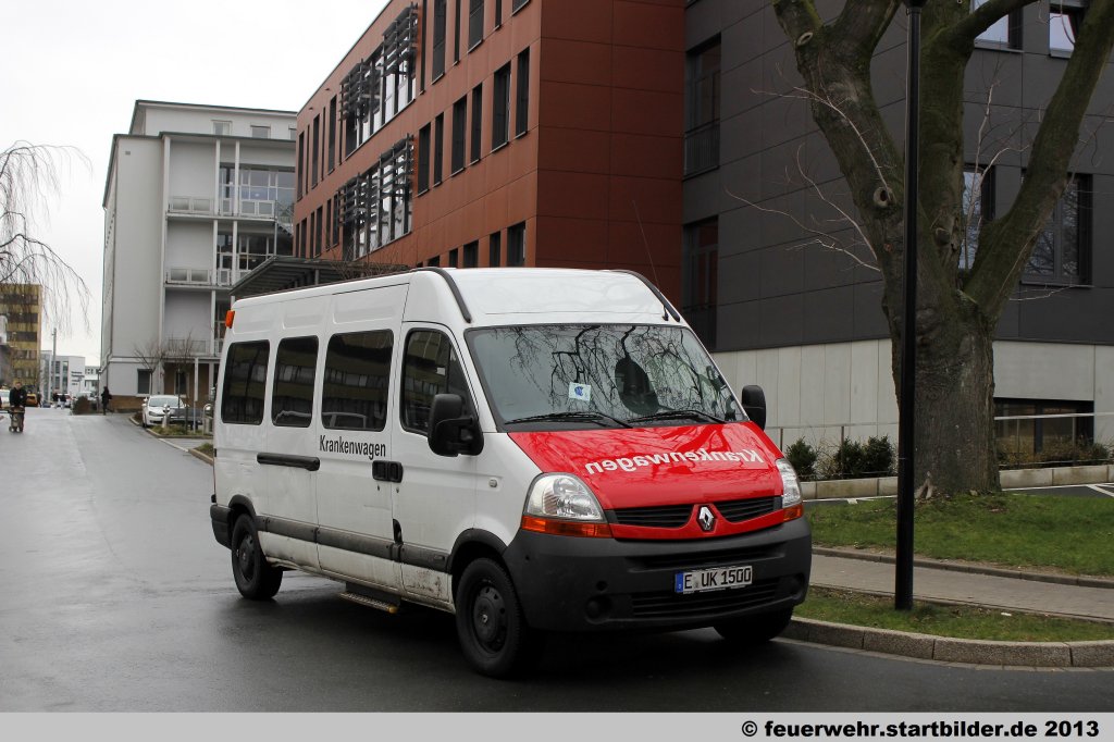 KTW des Uniklinikums Essen.
