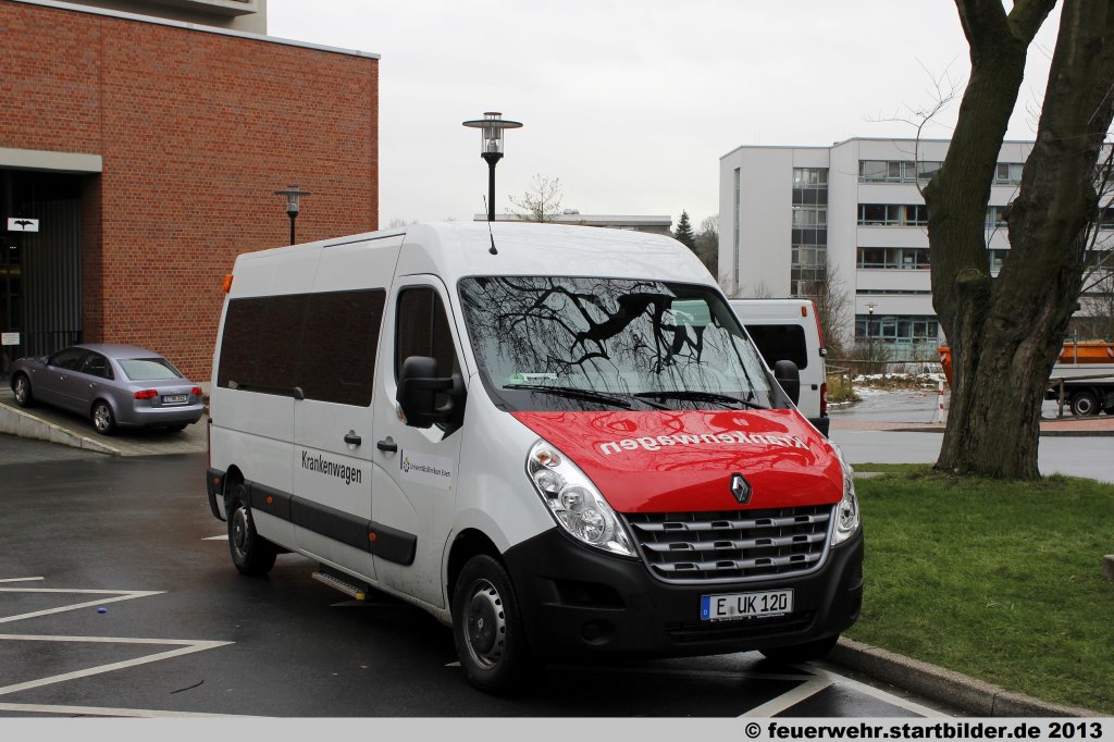 KTW des Uniklinikums Essen.
