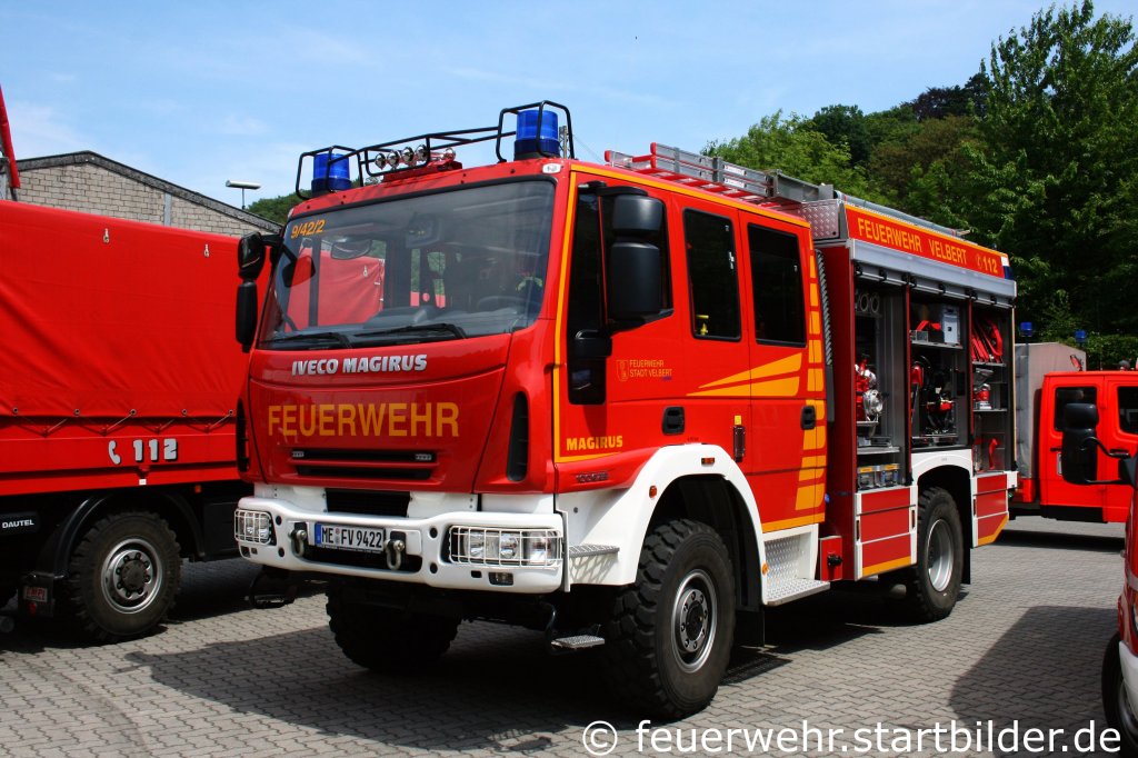 LF 10/6 (ME FV 9422) (Funk:9/42/2).
Aufgenommen beim Tag der offenen T�r der Feuerwehr Velbert Langenberg, 4.6.2011.