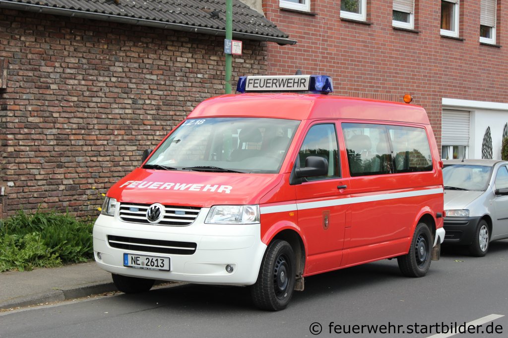 MTW des LZ-Grefrath der Feuerwehr Neuss.
Aufgenommen beim Tdot der FF Rosellen am 13.5.2012.