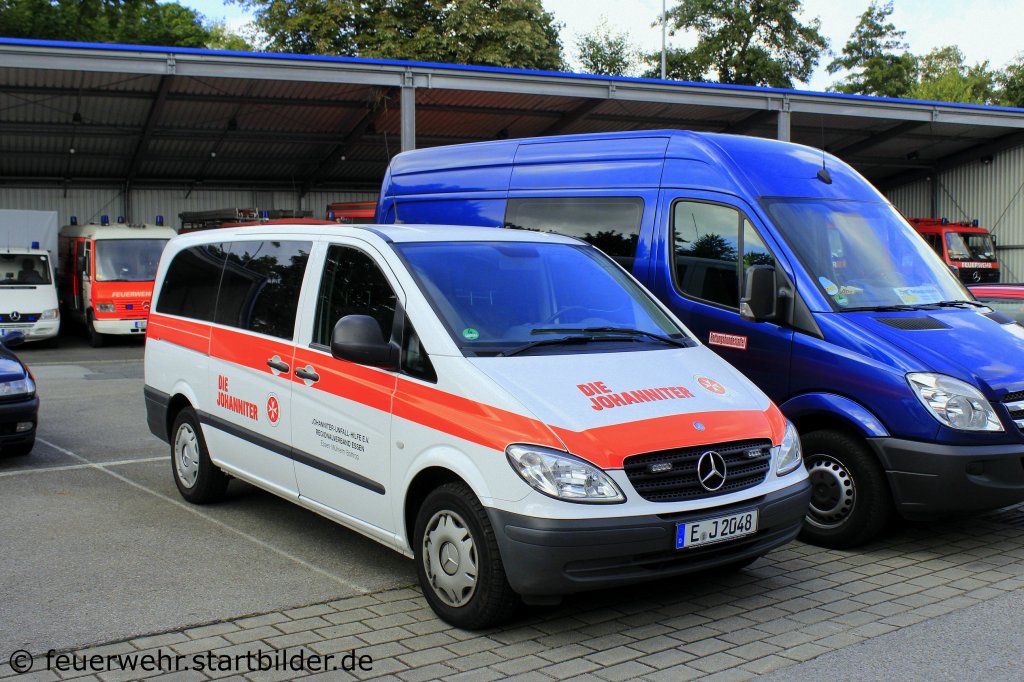 MTW (E J 2048) der Johanniter Essen.
Aufgenommen beim Tdot der BF Essen, 25.8.2012.