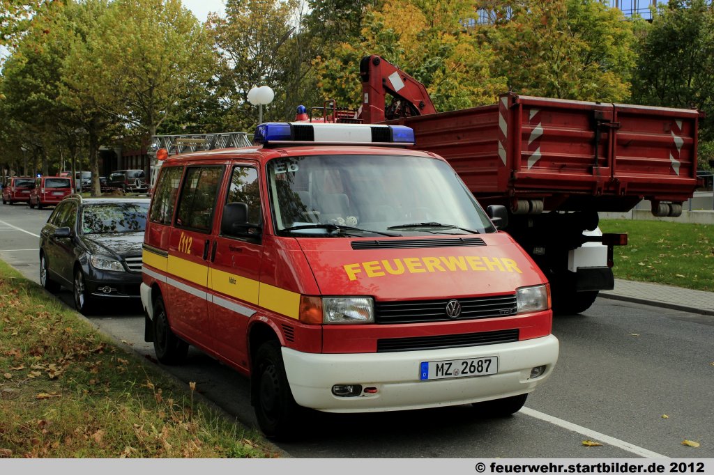 MTW (MZ 2687) (Florian Mainz 13/19) der Feuerwehr Mainz Ebersheim.
Aufgenommen beim Jubil�um 50 Jahre LFV-Rheinland-Pfalz in Mainz,6.10.2012.