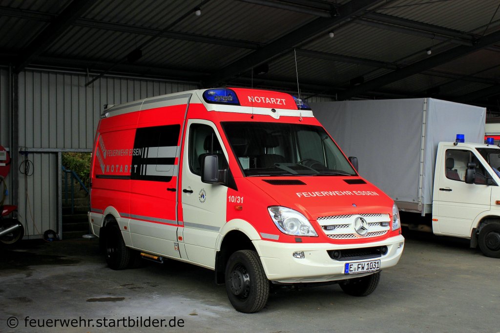 NEF 10/31.
Aufgenommen beim Tdot der BF Essen, 25.8.2012.