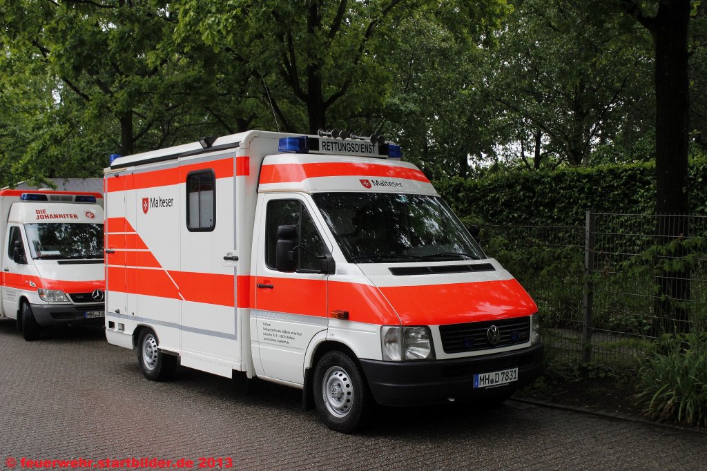 RTW (MH D 7831) der Malteser M�lheim/Ruhr.
Aufgenommen beim Tag der Hilfsorganisationen am 26.5.2013 in M�lheim.
