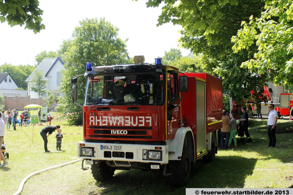 SW 2000 (Florian D�sseldorf 14/63/1) des LZ Wittlaer.
Das Fahrzeug wurde 1996 in Dienst gestellt. 
Aufgenommen beim Feuerwehrfest 20 Jahre JF Wittlaer, 19.5.2013.