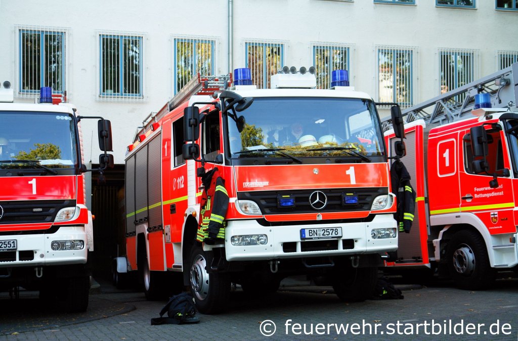 TLF 20/40 (BN 2578) der Feuerwehr Bonn.
Aufgenommen beim NRW Tag 2011 in Bonn.