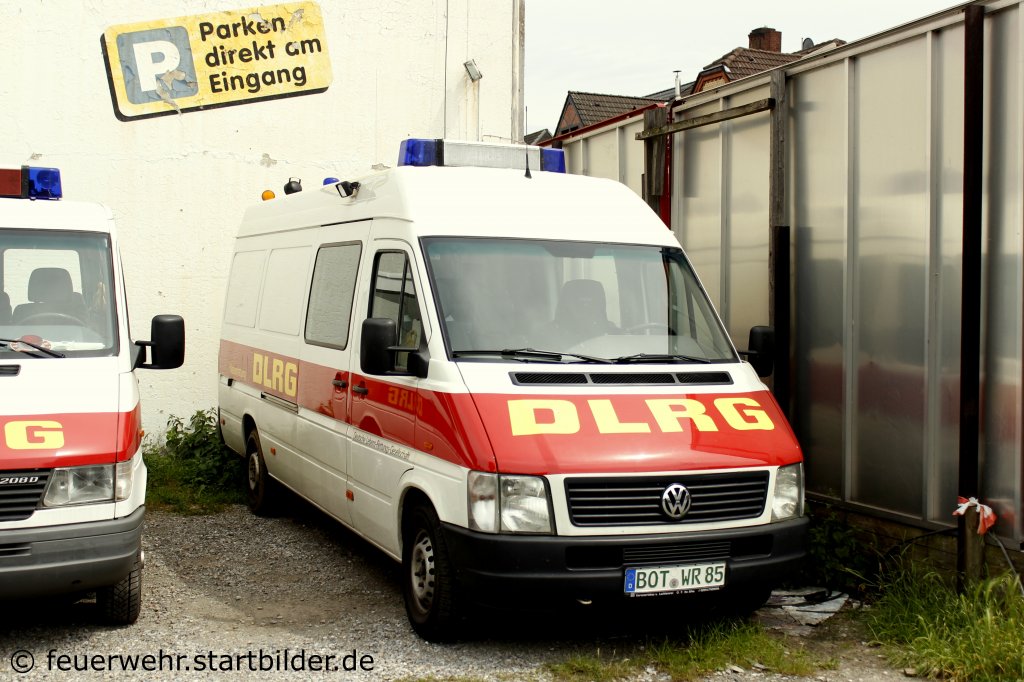 Transportfahrzeug der DLRG Bottrop.
Aufgenommen am Berliner Platz in Bottrop, 21.5.2012.