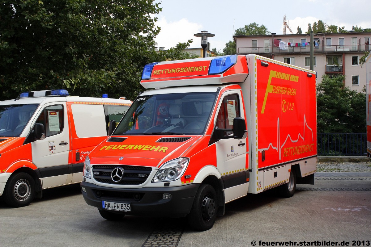 RTW 1-RTW-5 der Feuerwehr Hagen.
Ausgebaut wurde das Fahrzeug von Fahrtec.