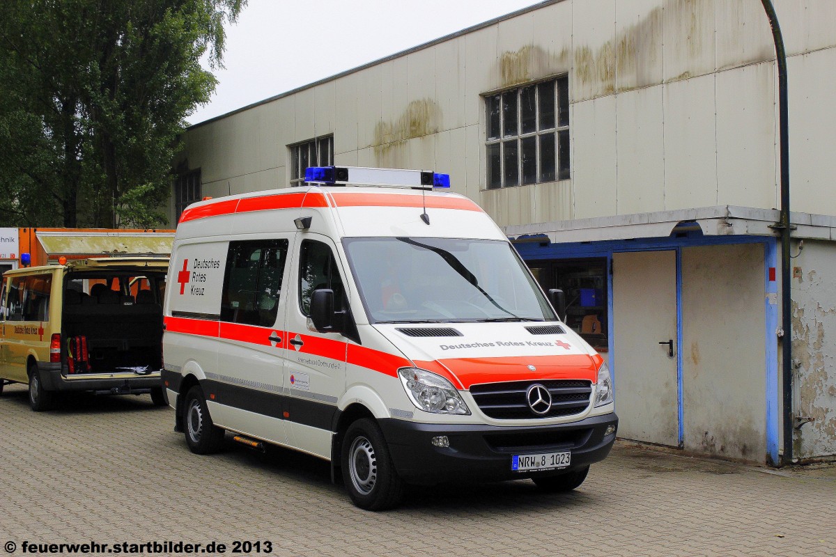 RTW des DRK Dortmund.
Aufgenommen am 14.7.2013 in Dortmund.
